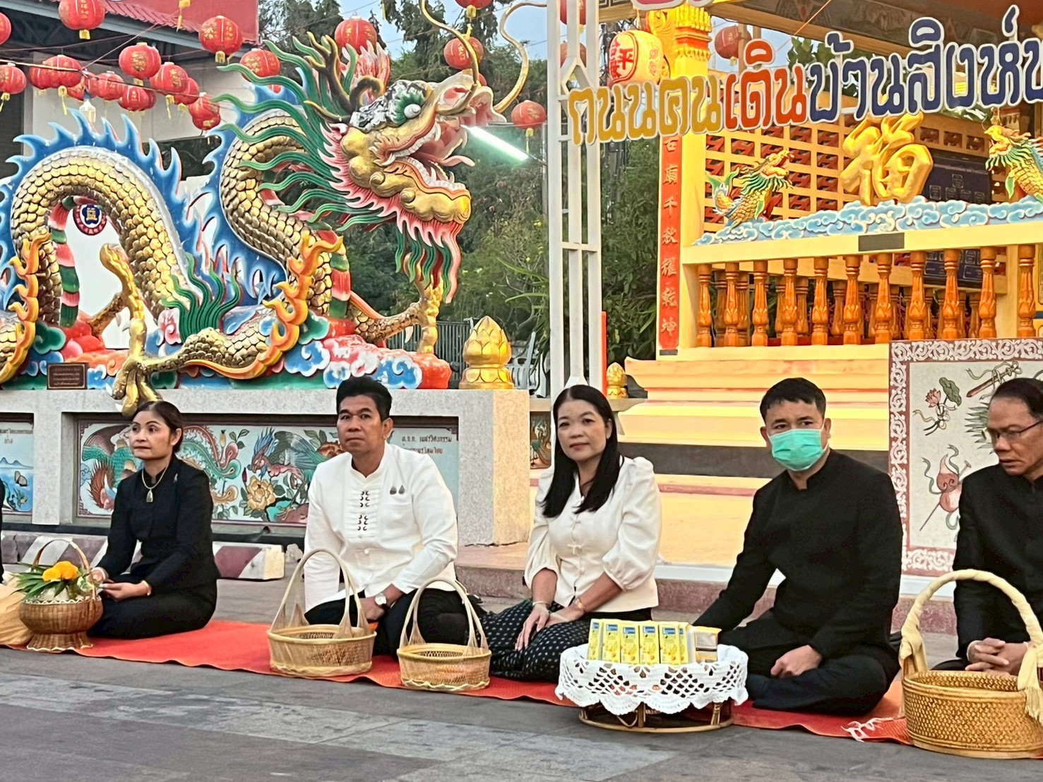 title - ส.ป.ก.ยโสธร ร่วมกิจกรรมทำบุญตักบาตรย้อนยุค วิถีถิ่น วิถีไทย ณ ถนนคนเดินยโสธร เมืองเก่าบ้านสิงห์ท่า ประจำปีงบประมาณ พ.ศ.2569